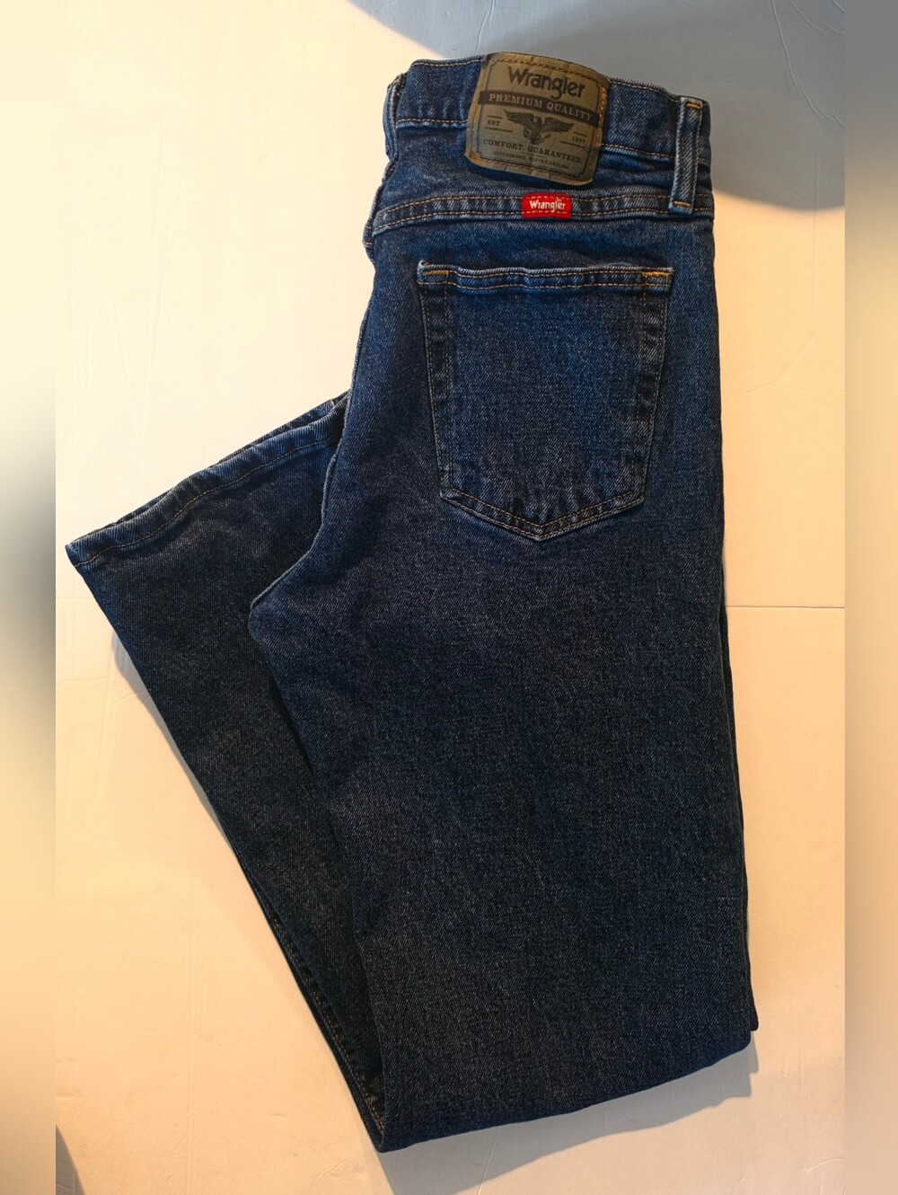 Wrangler Men’s Navy Straight-Leg Jeans